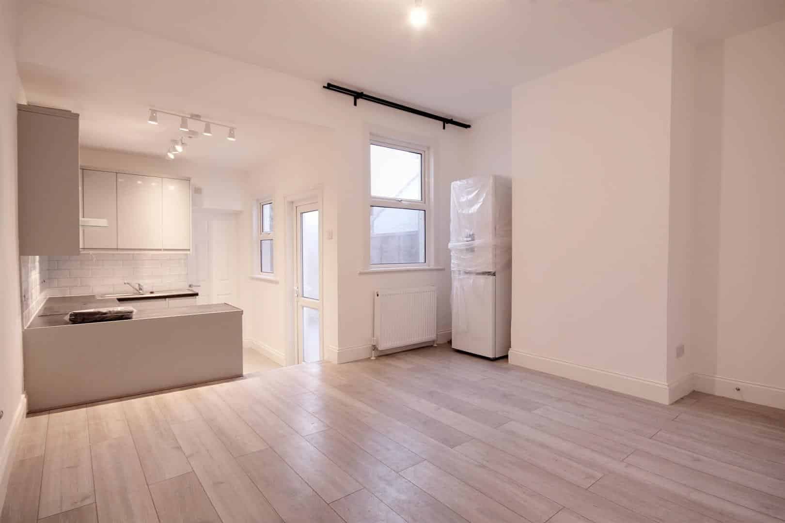 Woodheyes Road, London, NW10 9DE