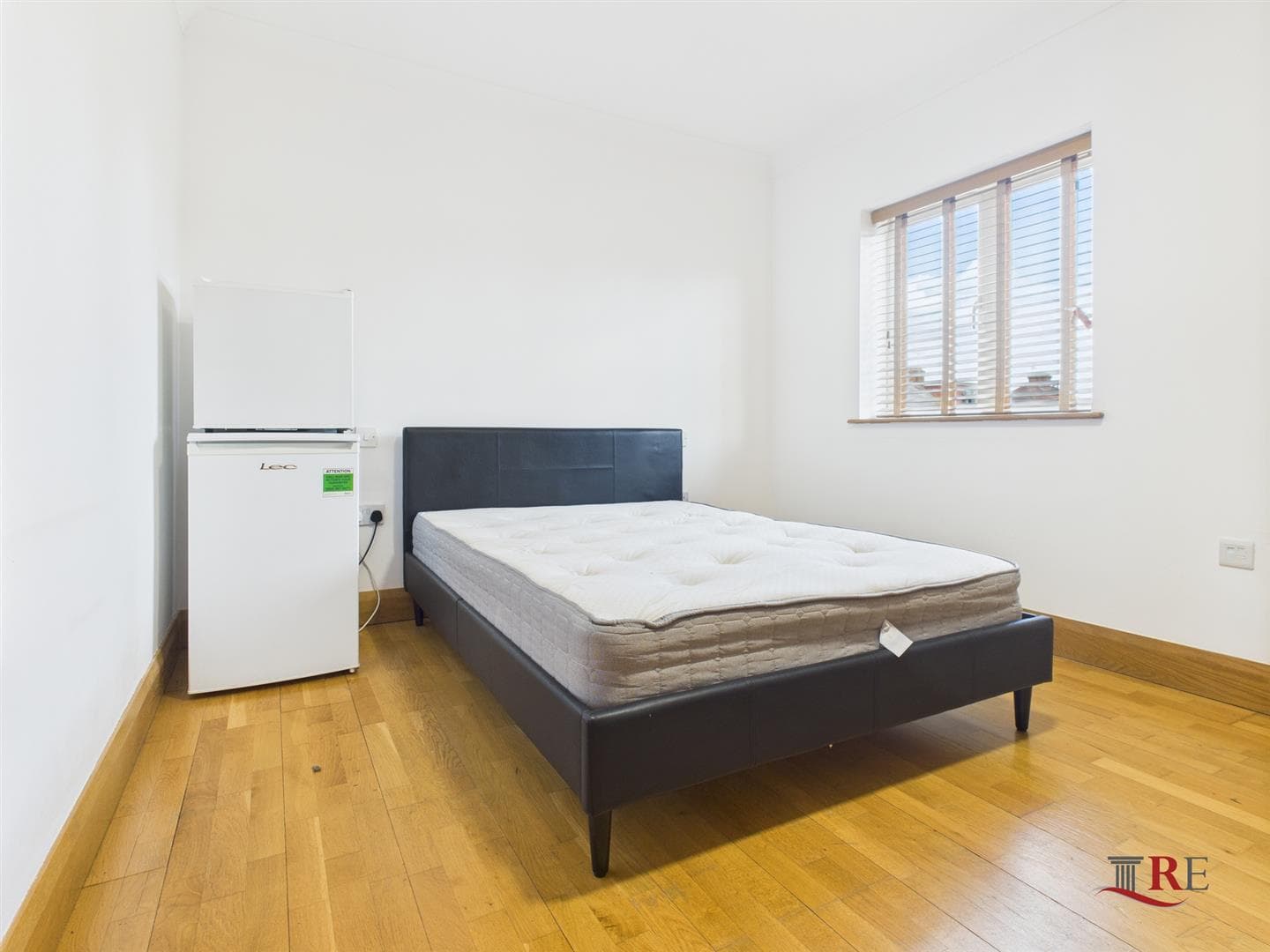 Columbia Avenue, Edgware, London, HA8 5DQ