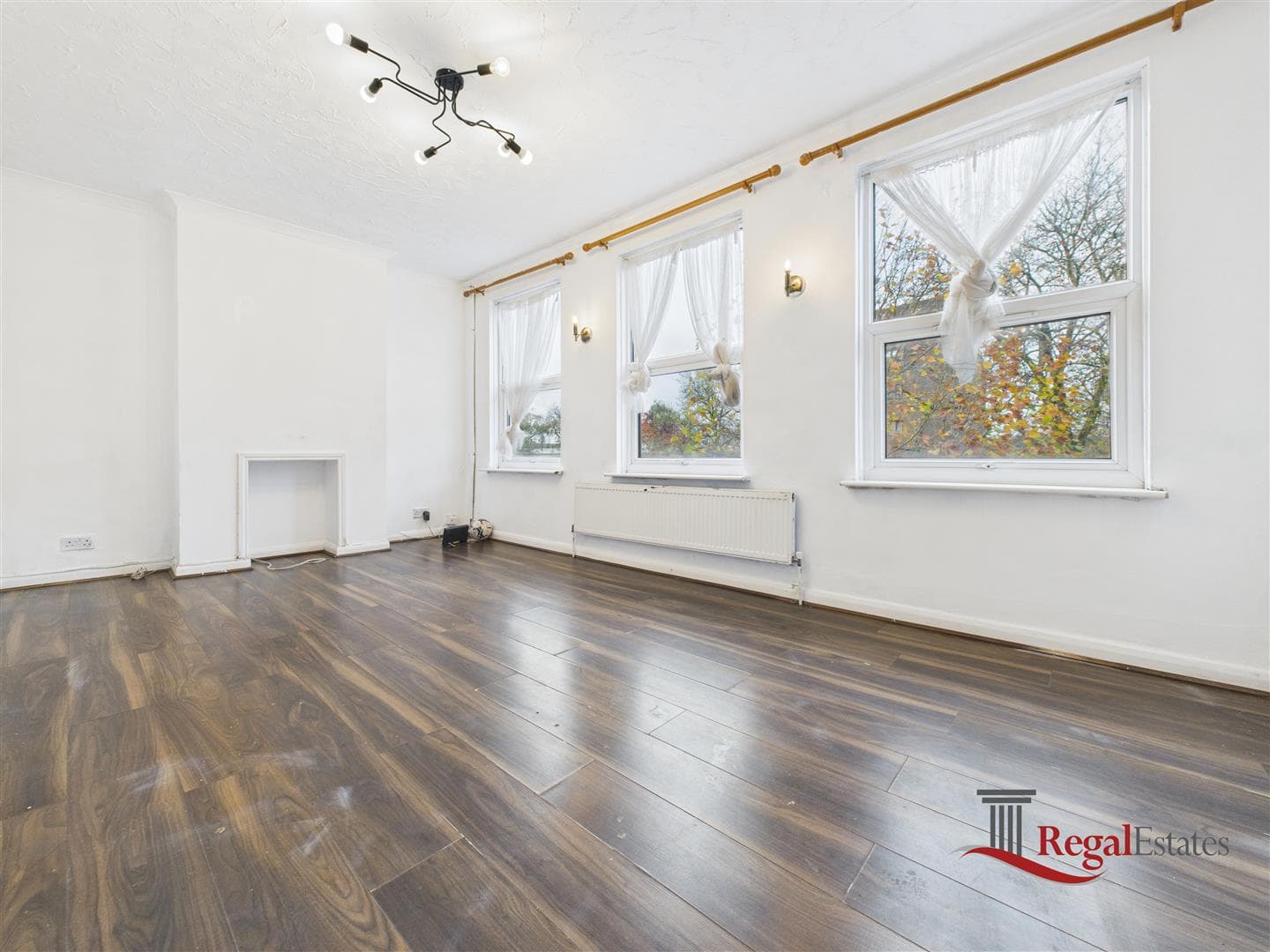 High Road, London, N20 9BS