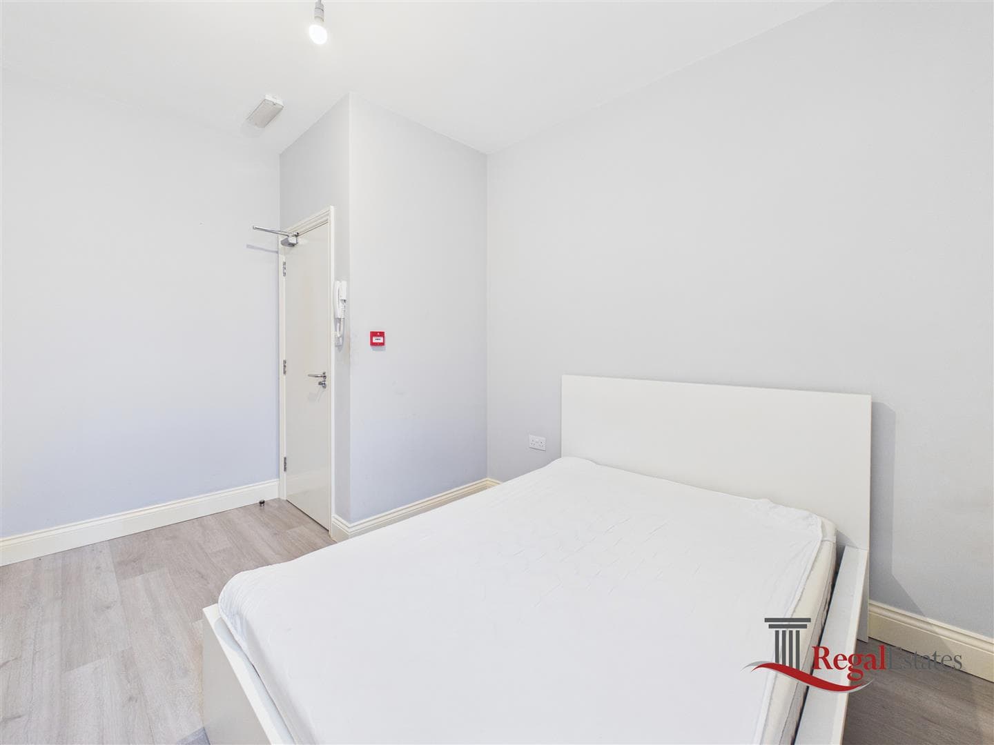 Kings Road, London, Greater London, NW10 2BN